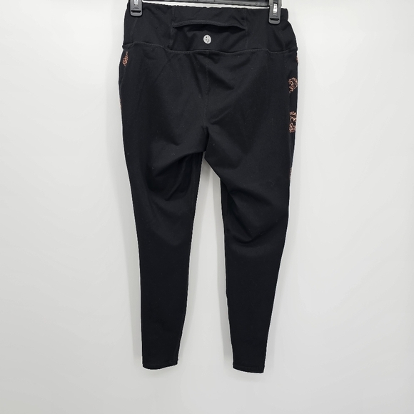 Torrid skull print legging and top set women's 1x - 2x - Picture 8 of 10